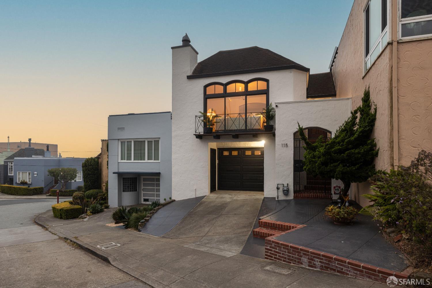 San Francisco, California 94127, United States, 3 Bedrooms Bedrooms, ,2 BathroomsBathrooms,Residential,Active,149869