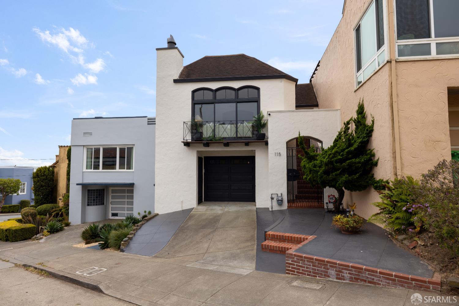 San Francisco, California 94127, United States, 3 Bedrooms Bedrooms, ,2 BathroomsBathrooms,Residential,Active,149869