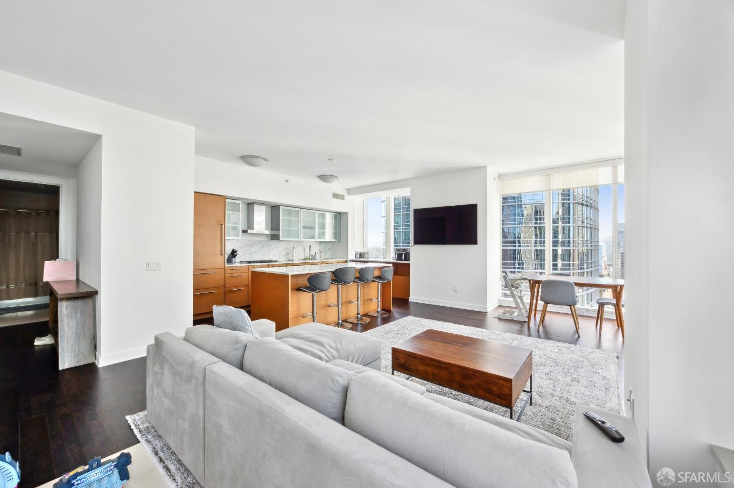 301 Mission Street 39A