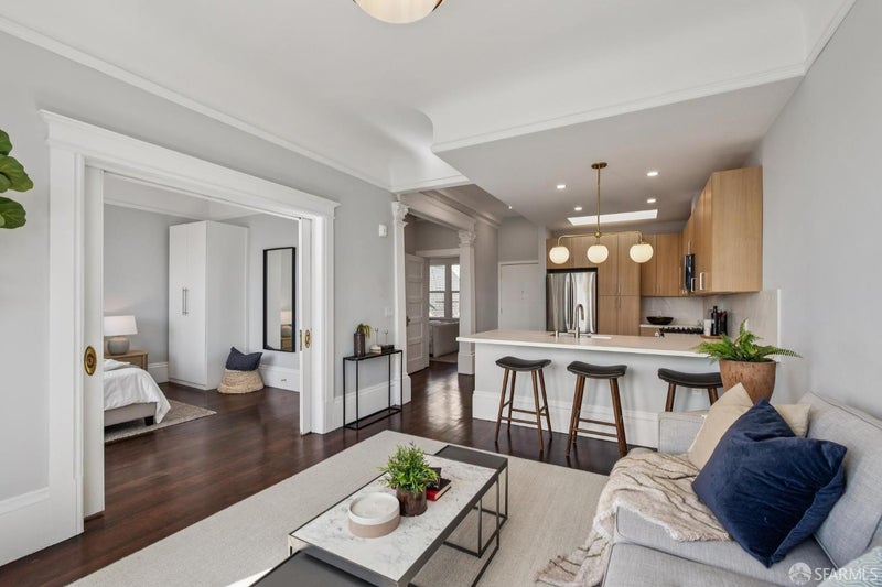 833 Broderick Street 5
