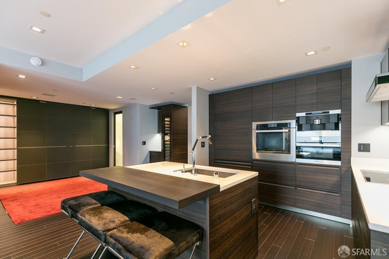 333 Bush Street 3903