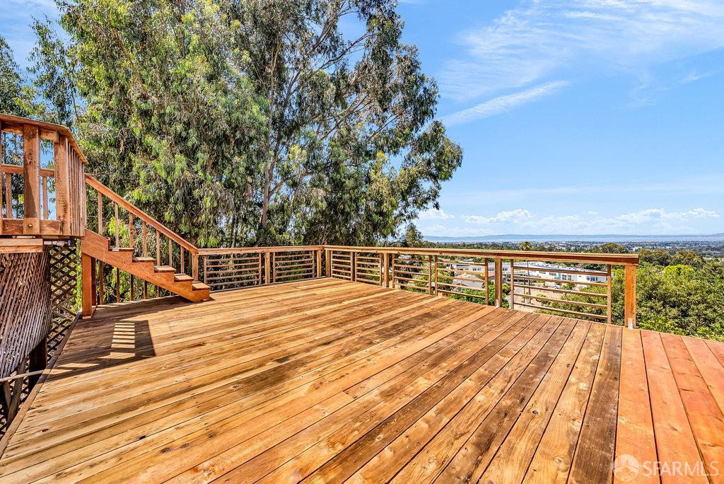 Hayward, California 94541, United States, 3 Bedrooms Bedrooms, ,3 BathroomsBathrooms,Residential,Active,170052