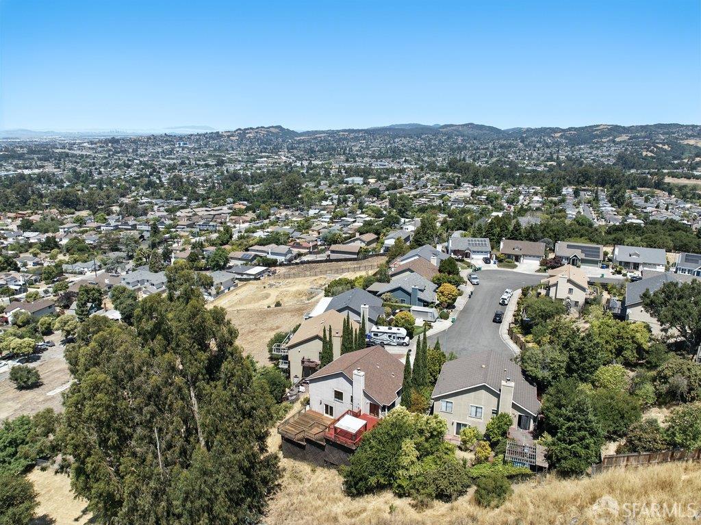 Hayward, California 94541, United States, 3 Bedrooms Bedrooms, ,3 BathroomsBathrooms,Residential,Active,170052