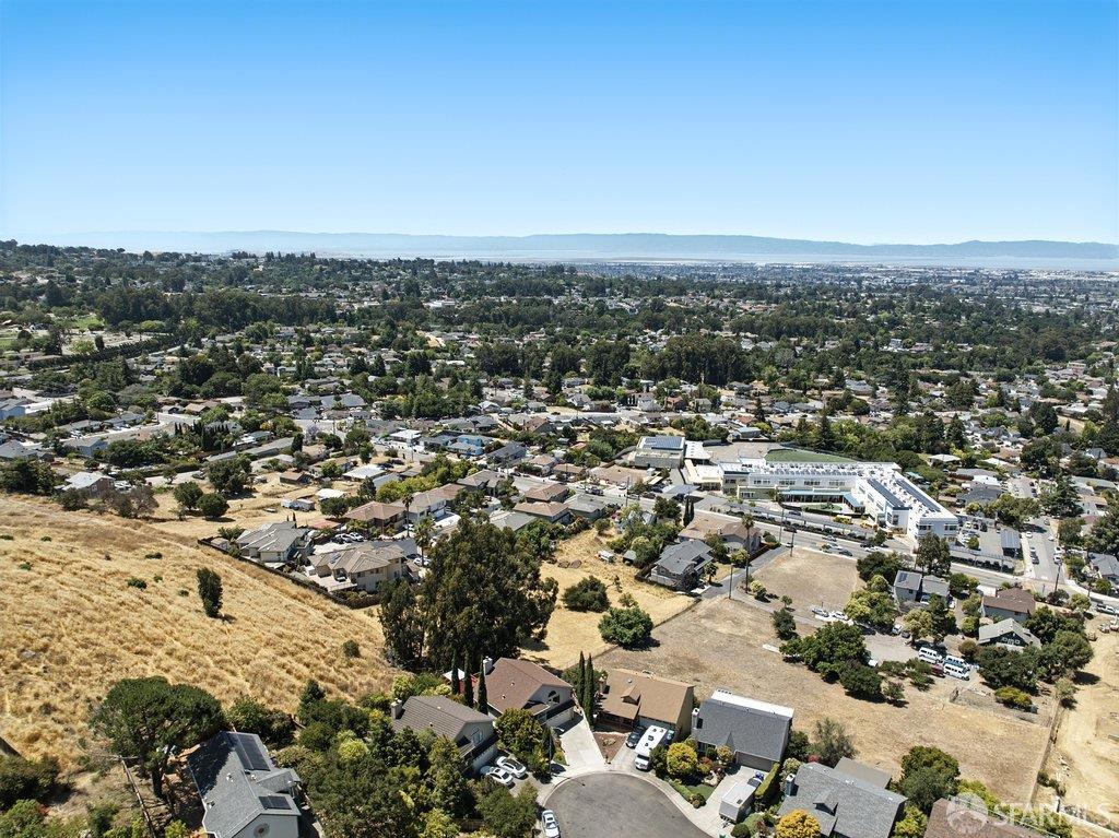 Hayward, California 94541, United States, 3 Bedrooms Bedrooms, ,3 BathroomsBathrooms,Residential,Active,170052