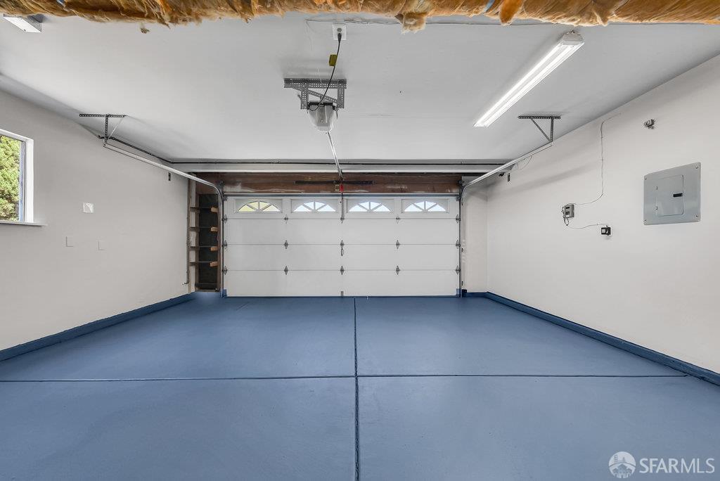 Hayward, California 94541, United States, 3 Bedrooms Bedrooms, ,3 BathroomsBathrooms,Residential,Active,170052