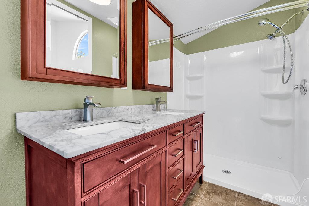 Hayward, California 94541, United States, 3 Bedrooms Bedrooms, ,3 BathroomsBathrooms,Residential,Active,170052