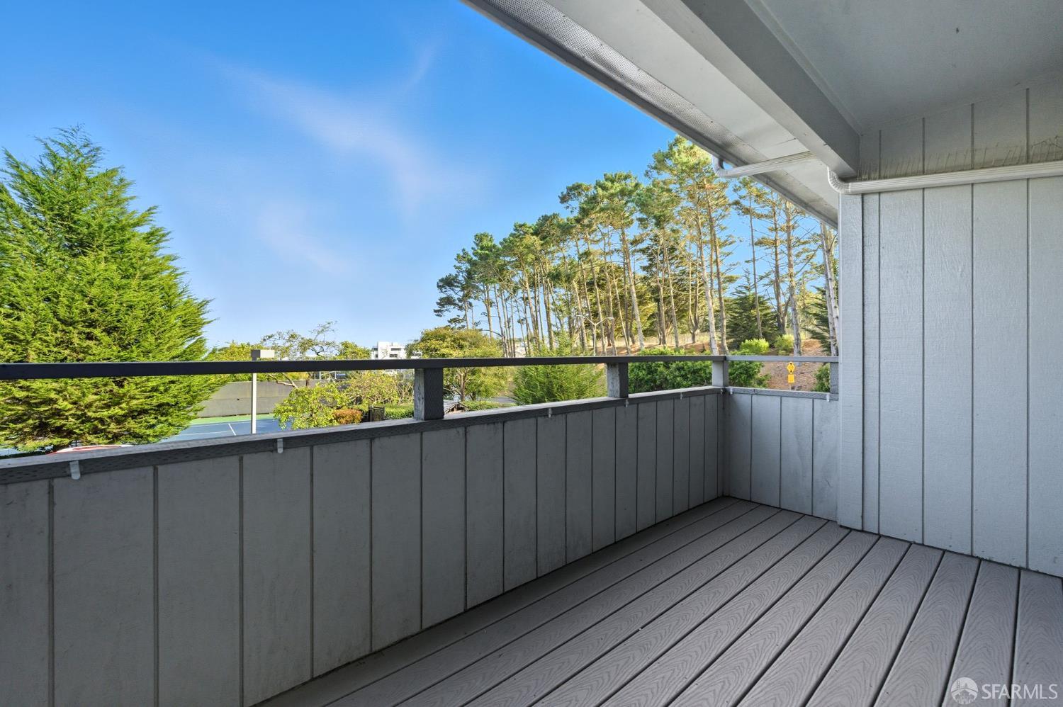 303 Innisfree Drive 2