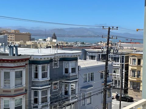 1638 Larkin Street Unit 7, San Francisco, CA 94109 - #: 424020479