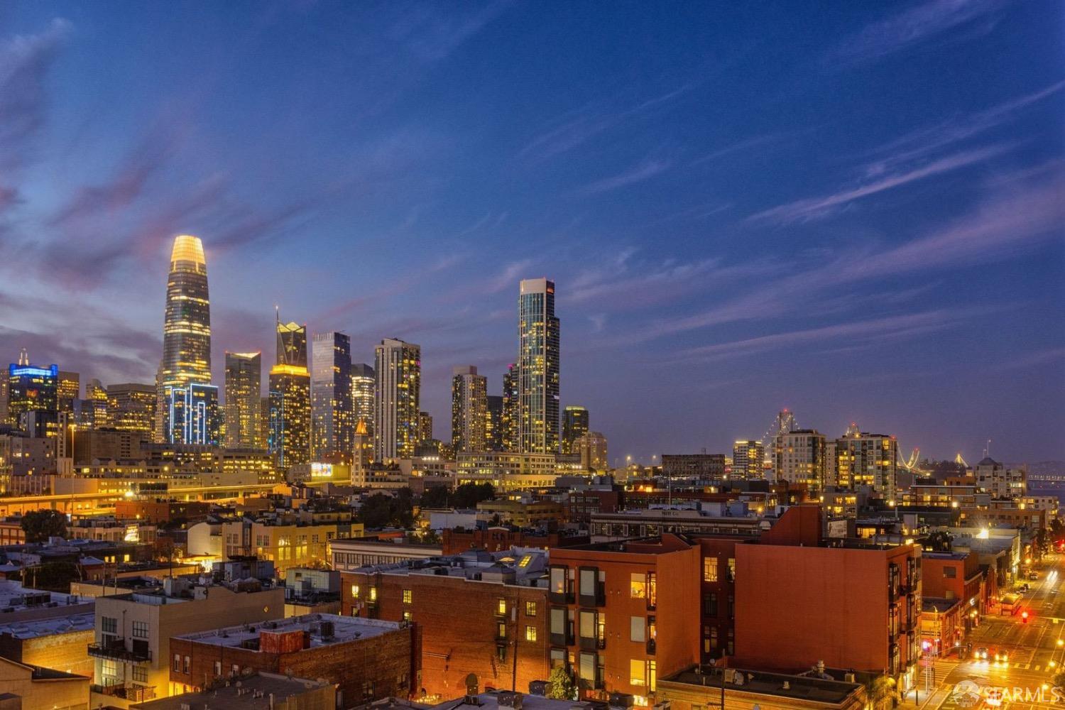 250 King Street 1004