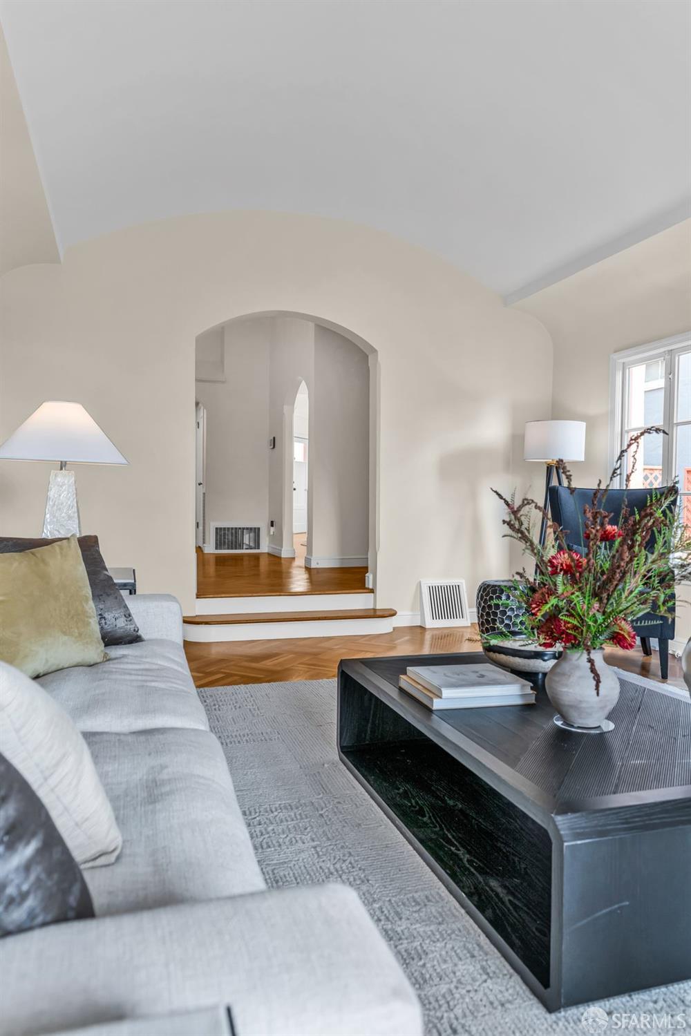 San Francisco, California 94132, United States, 4 Bedrooms Bedrooms, ,5 BathroomsBathrooms,Residential,Pending,130698