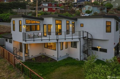 882 Stetson Street, Moss Beach, CA 94038 - #: 426121430