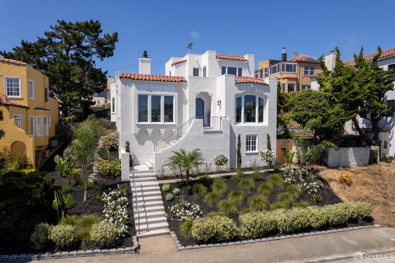 San Francisco, California 94127, United States, 3 Bedrooms Bedrooms, ,2 BathroomsBathrooms,Residential,Pending,145542