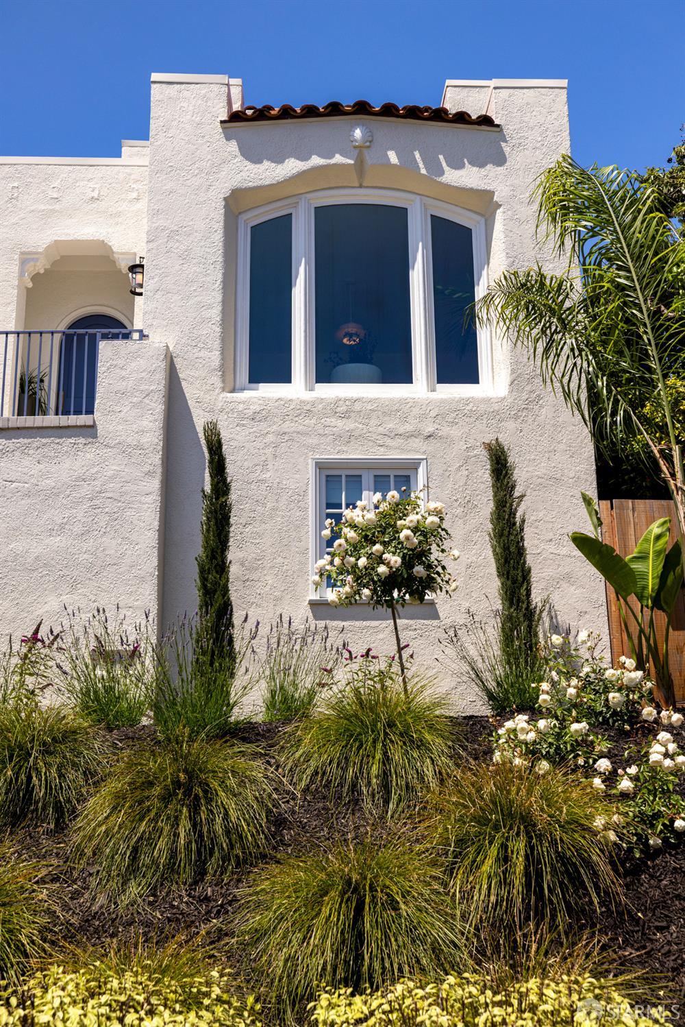 San Francisco, California 94127, United States, 3 Bedrooms Bedrooms, ,2 BathroomsBathrooms,Residential,Pending,145542