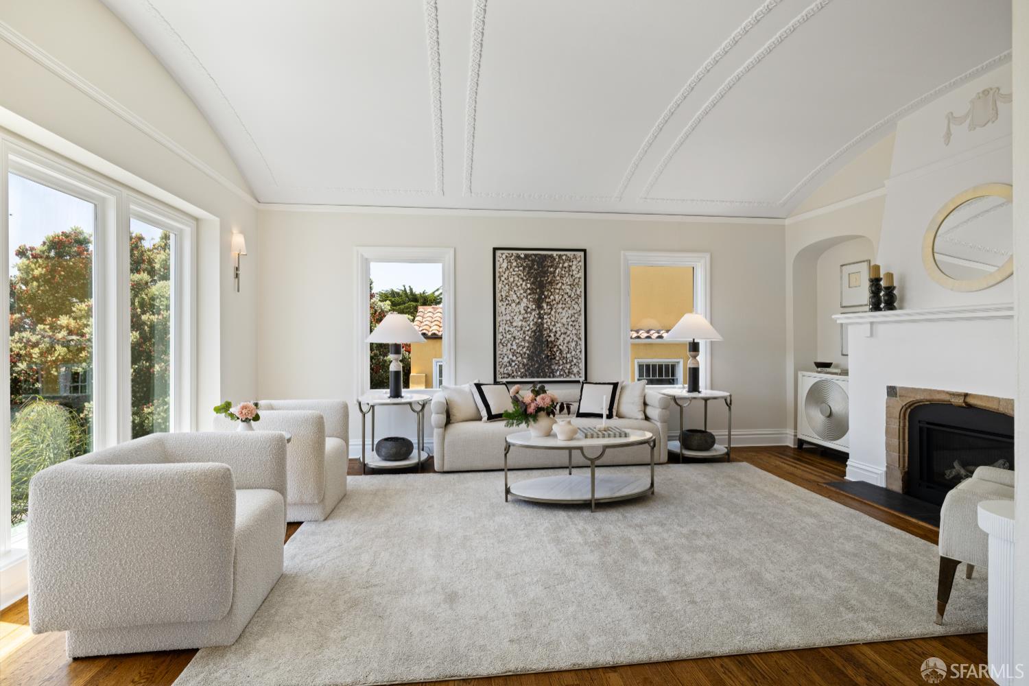 San Francisco, California 94127, United States, 3 Bedrooms Bedrooms, ,2 BathroomsBathrooms,Residential,Pending,145542