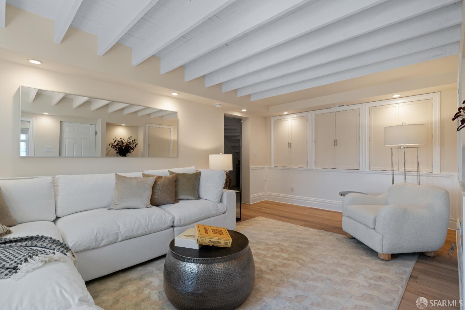 San Francisco, California 94127, United States, 3 Bedrooms Bedrooms, ,2 BathroomsBathrooms,Residential,Pending,145542