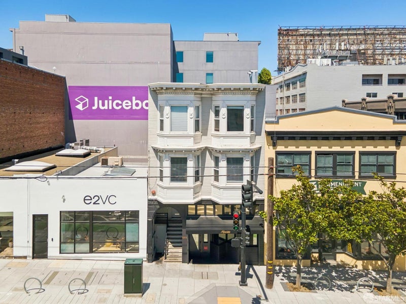 555 2nd Street