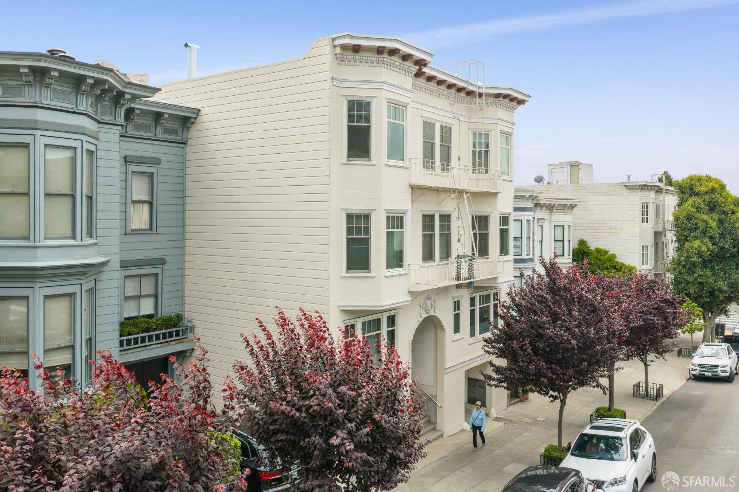 2230 Steiner Street