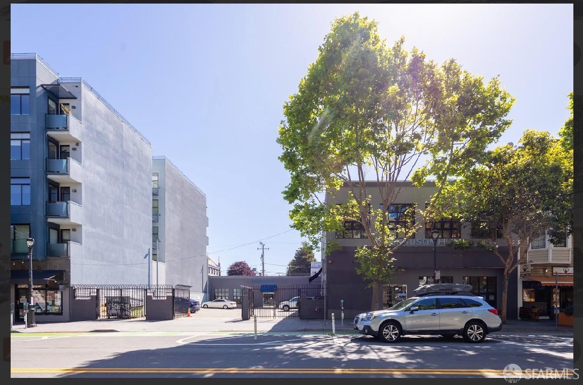 423 Valencia Street