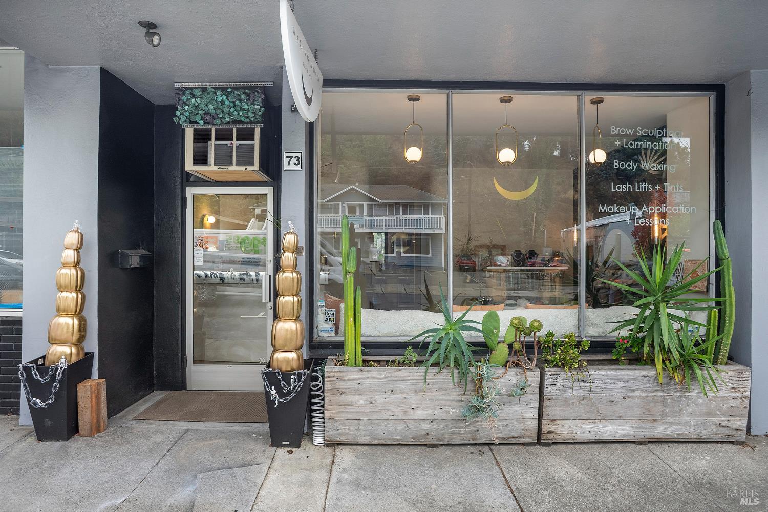 65 Red Hill Avenue