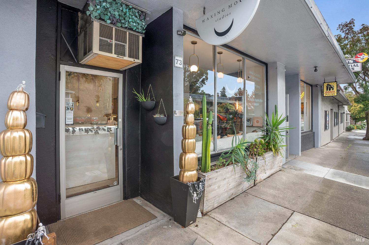 65 Red Hill Avenue