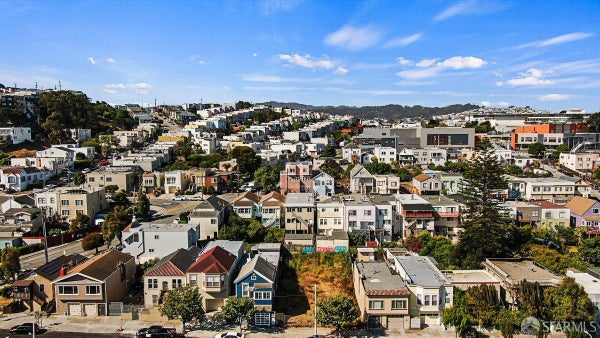 1947 PALOU AVE, SAN FRANCISCO, CA 94124 - Image cb5c20a3c9f5224439a8fd8c2d3c9364/3672630637