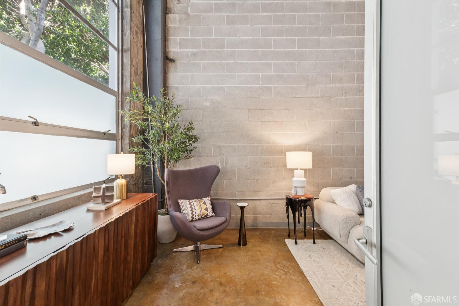245 5th Street 105