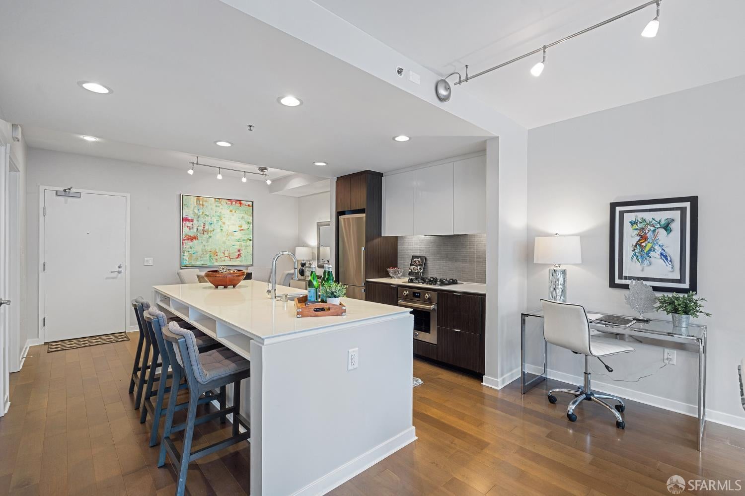 1788 Clay Street 205