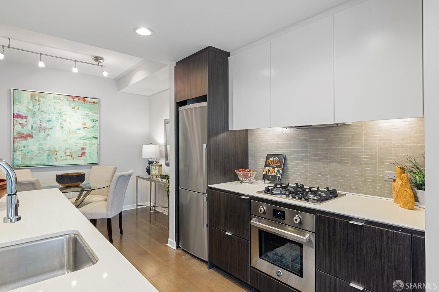 1788 Clay Street 205