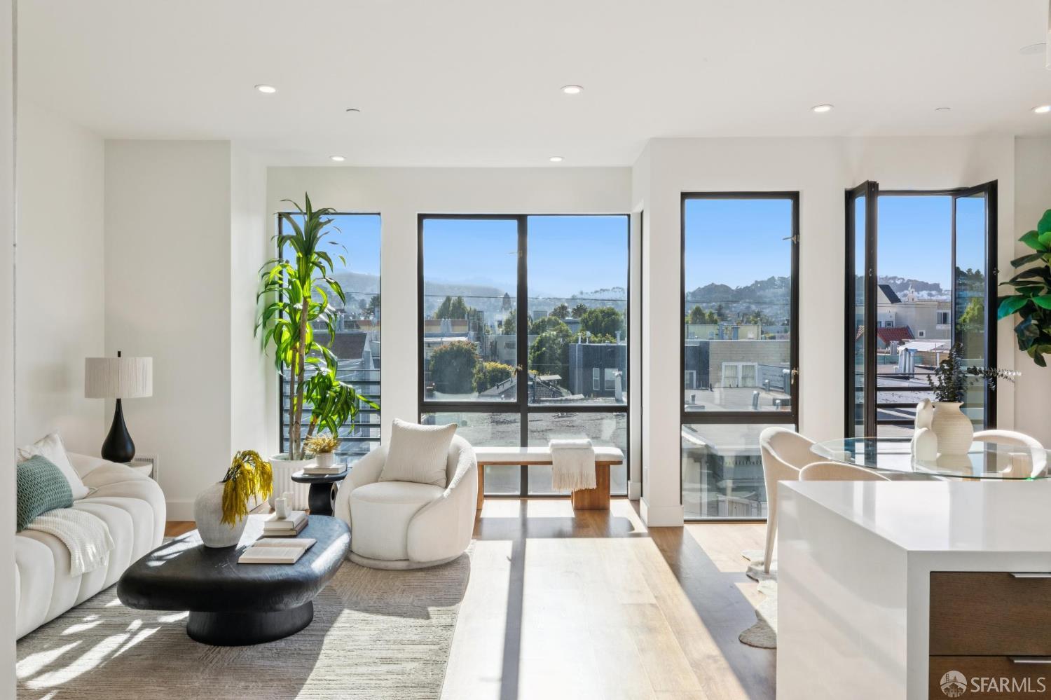 39 San Carlos Street 401, San Francisco CA 94110