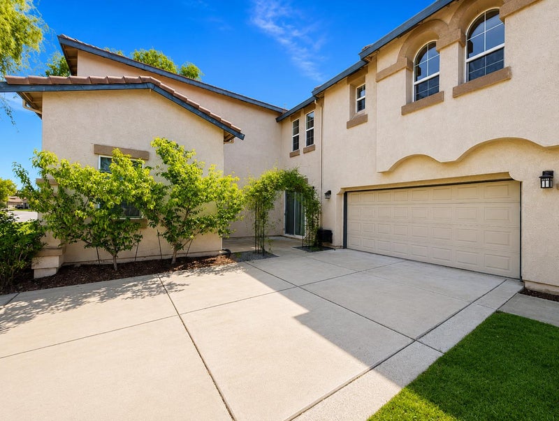 14305 Spyglass Circle