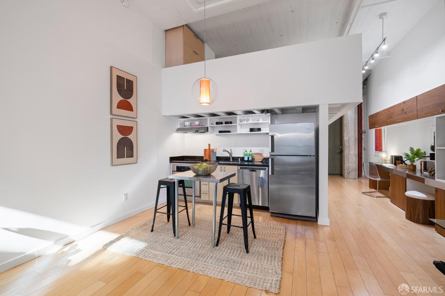 601 4th Street 206