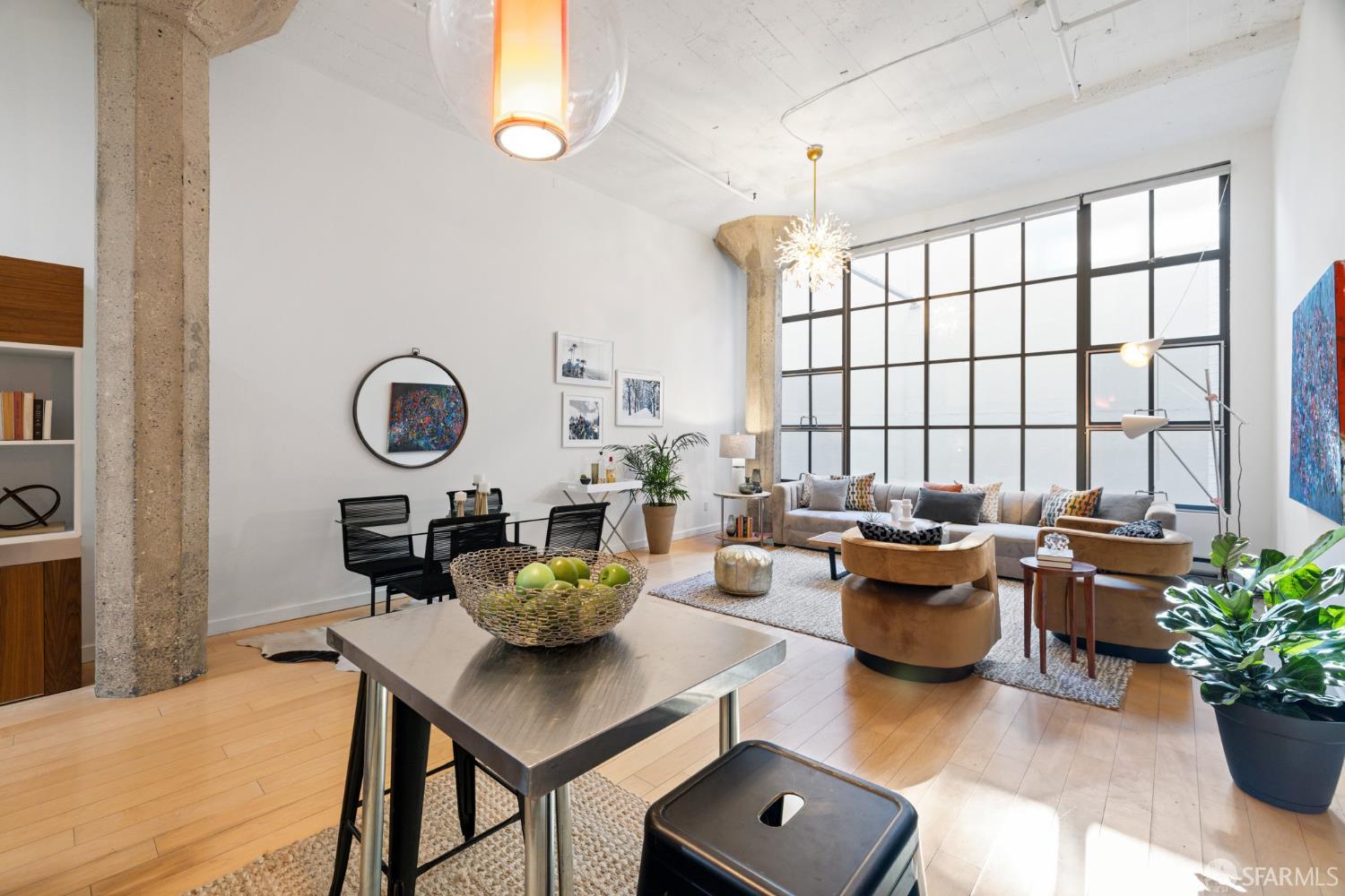 601 4th Street 206
