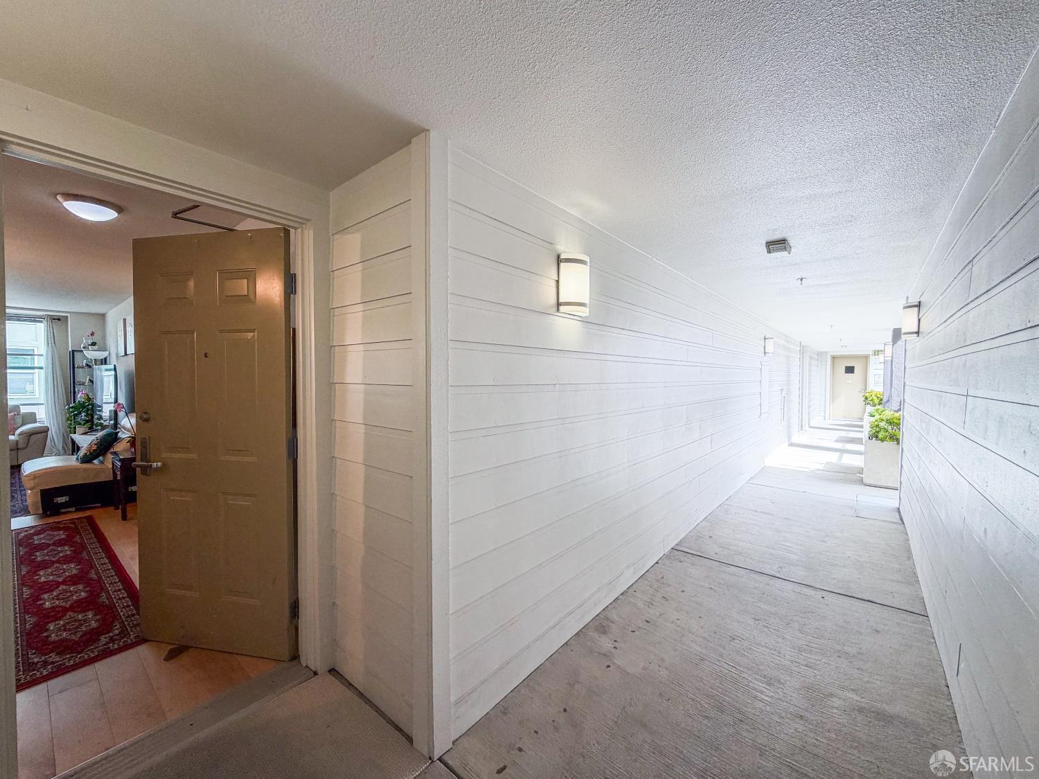 8300 Oceanview Terrace 307
