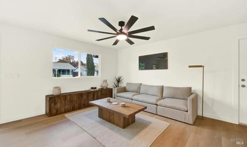 6610 Oak Leaf Court