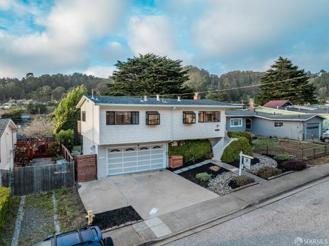 Property photo of 935 Regina Way, Pacifica, CA 94044