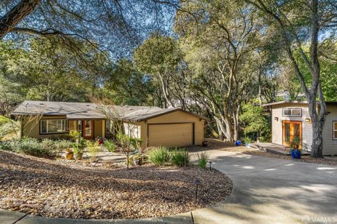 Property photo of 173 glorietta boulevard, orinda, CA 94563