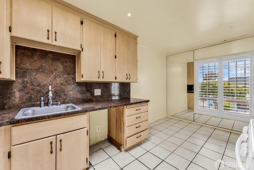 San Francisco, California 94132, United States, ,1 BathroomBathrooms,Residential,Active,188189