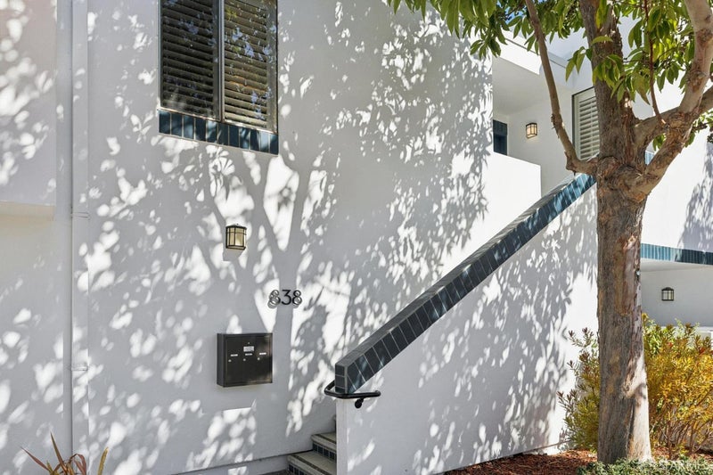 838 Balboa Lane