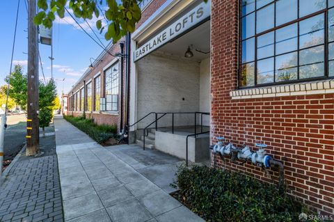 Photo of 1018 4th Avenue #118, Oakland, CA 94606 (MLS # 425081925) Photo of 1018 4th Avenue #118, Oakland, CA 94606 (MLS # 425081925)