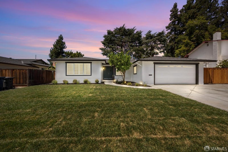 5348 Sandra Way