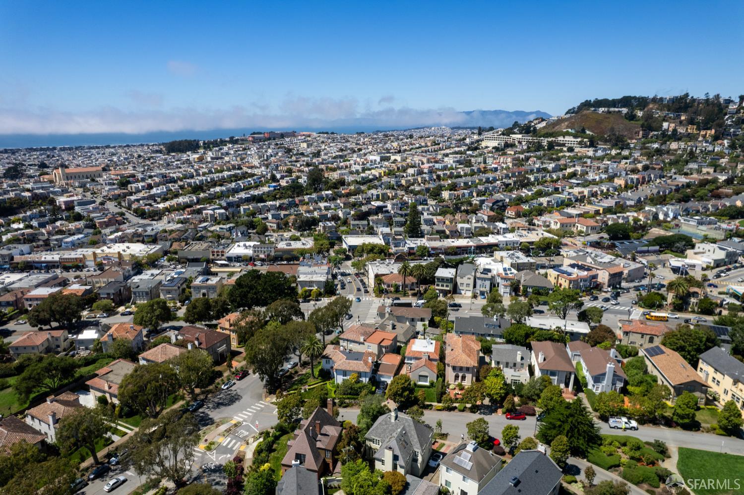 San Francisco, California 94127, United States, 5 Bedrooms Bedrooms, ,4 BathroomsBathrooms,Residential,Active,196056