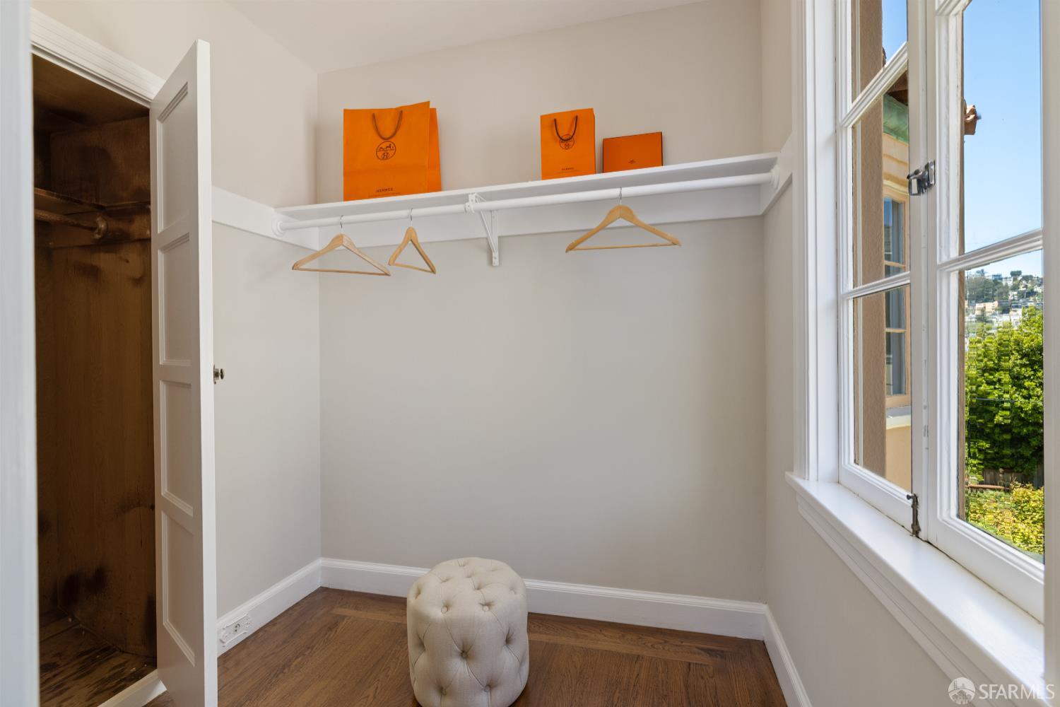 San Francisco, California 94127, United States, 5 Bedrooms Bedrooms, ,4 BathroomsBathrooms,Residential,Active,196056