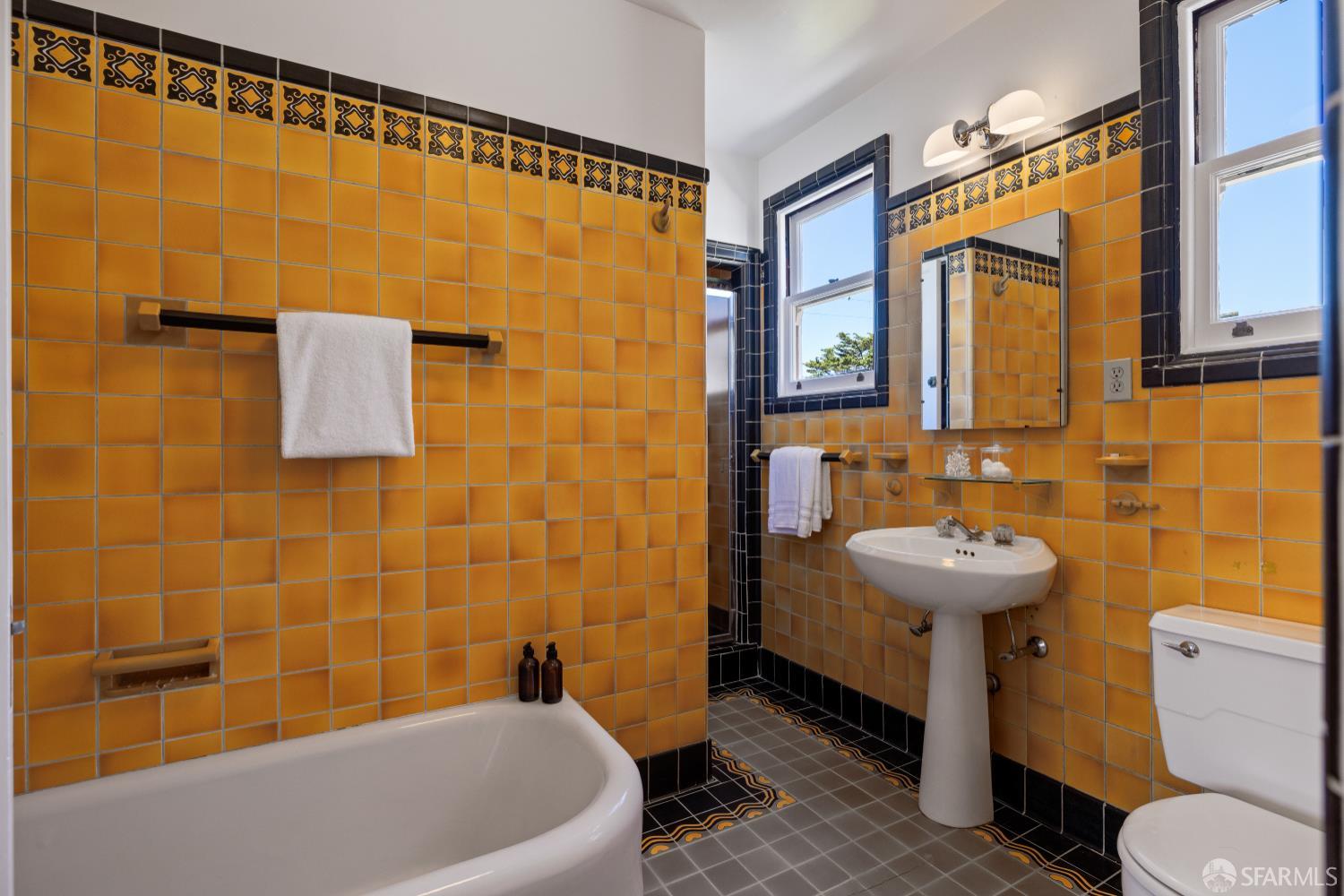 San Francisco, California 94127, United States, 5 Bedrooms Bedrooms, ,4 BathroomsBathrooms,Residential,Active,196056