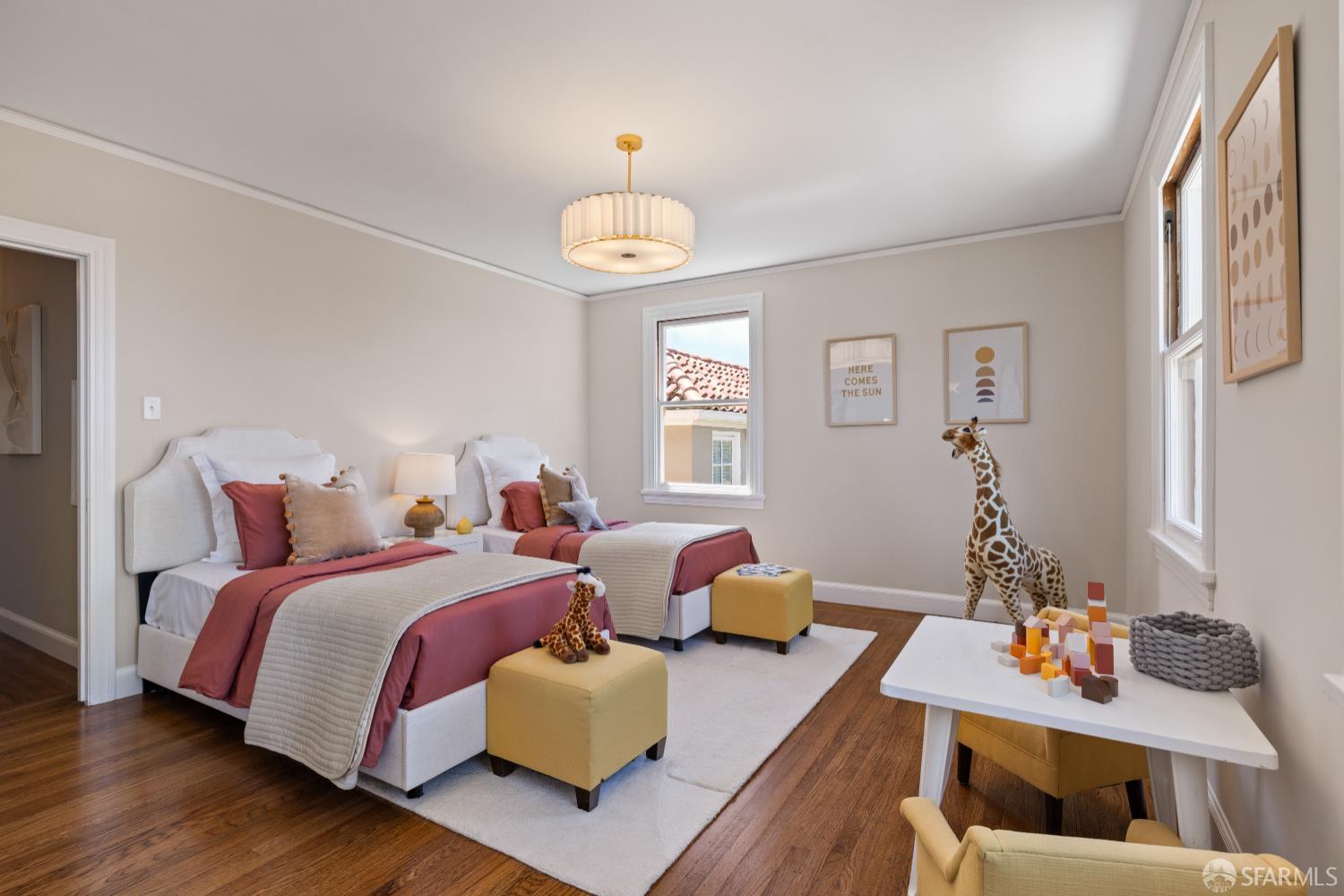 San Francisco, California 94127, United States, 5 Bedrooms Bedrooms, ,4 BathroomsBathrooms,Residential,Active,196056