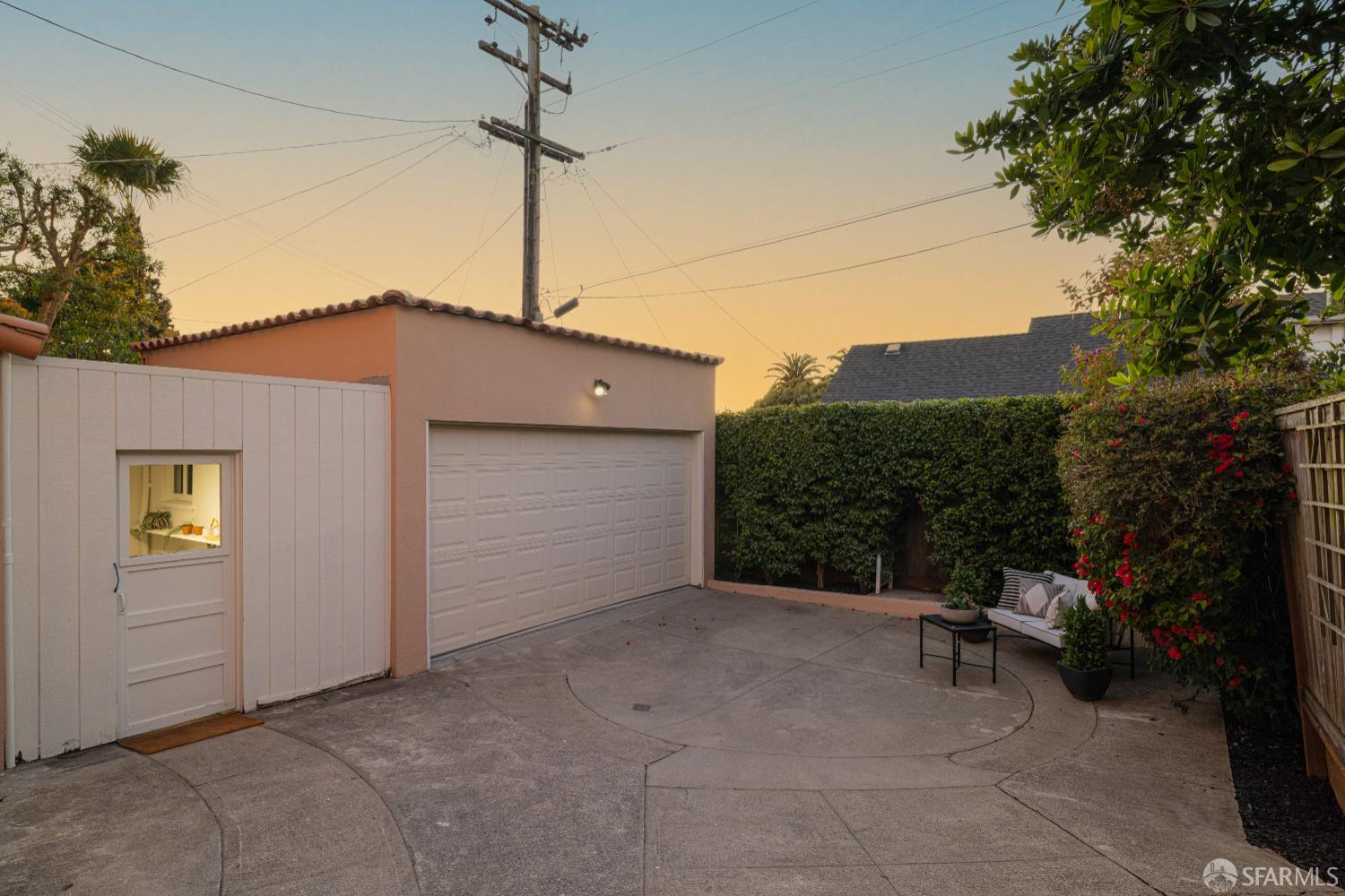 San Francisco, California 94127, United States, 5 Bedrooms Bedrooms, ,4 BathroomsBathrooms,Residential,Active,196056