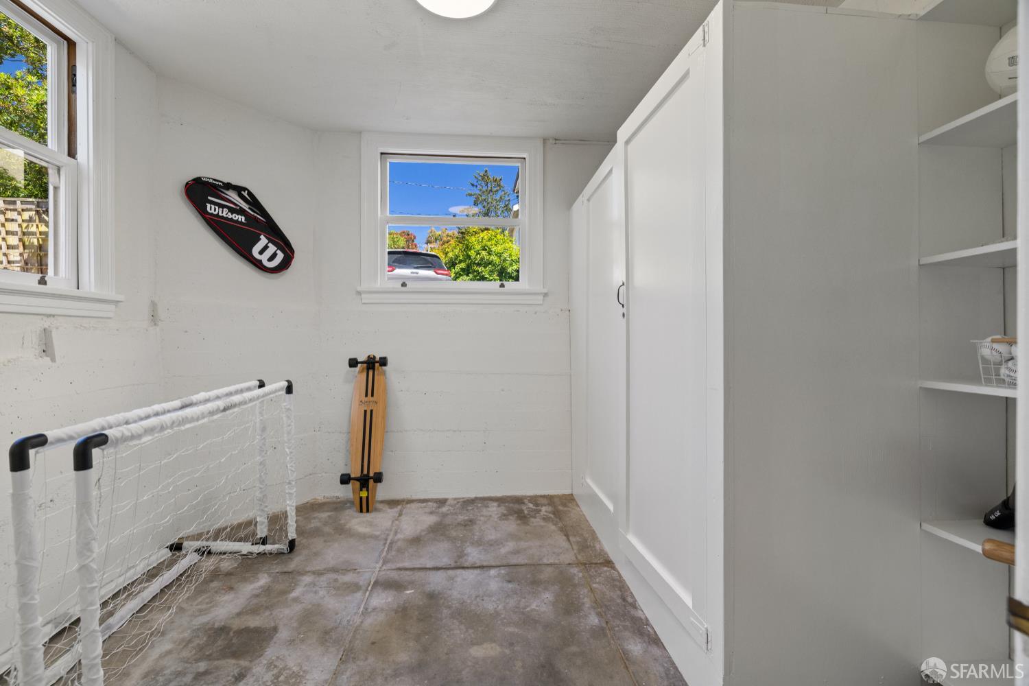 San Francisco, California 94127, United States, 5 Bedrooms Bedrooms, ,4 BathroomsBathrooms,Residential,Active,196056