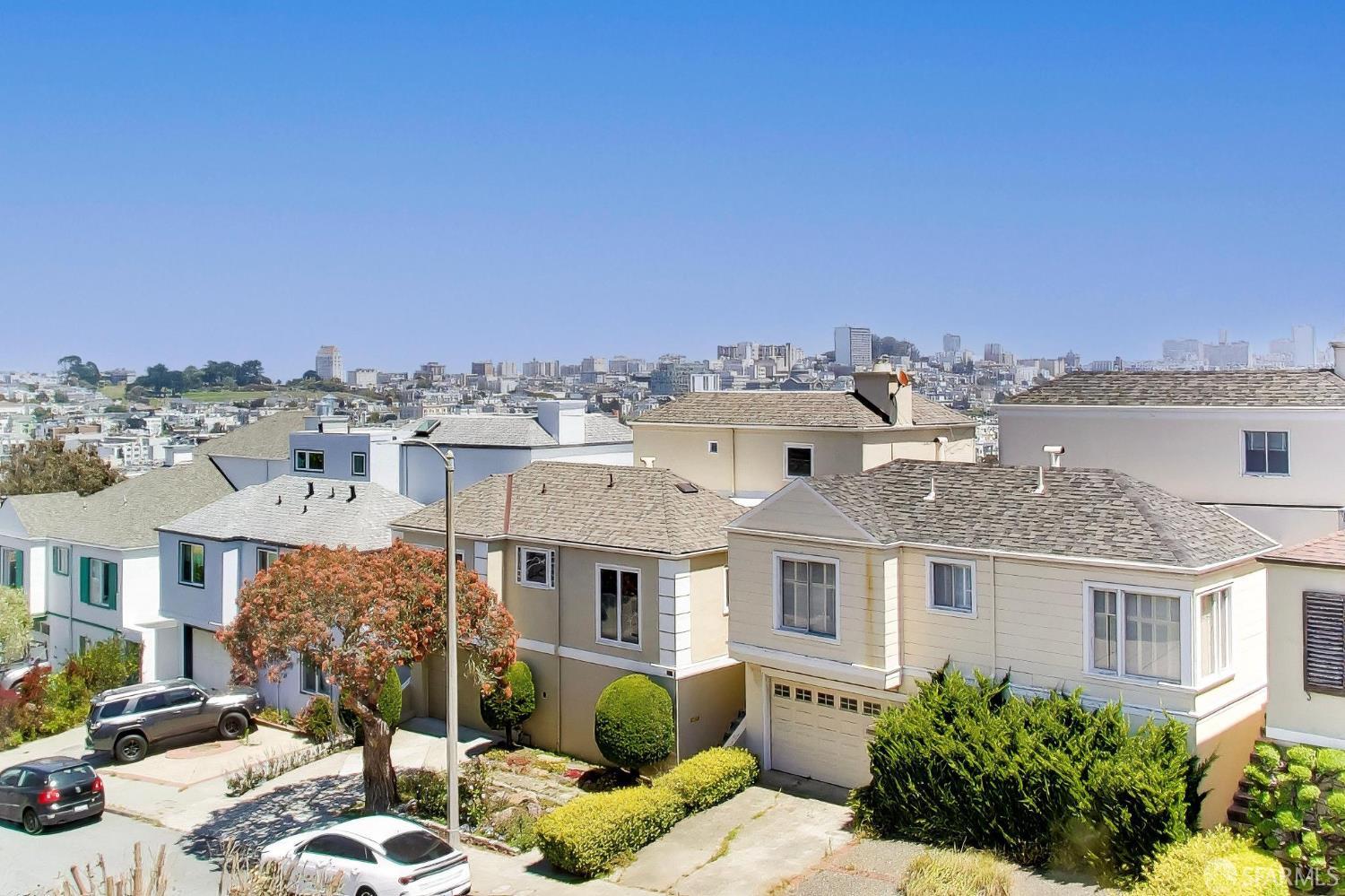 61 Fortuna Avenue