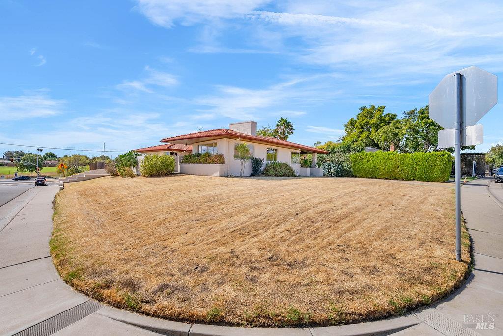 Rio Vista, California 94571, United States, 6 Bedrooms Bedrooms, ,2 BathroomsBathrooms,Residential,Active,225609