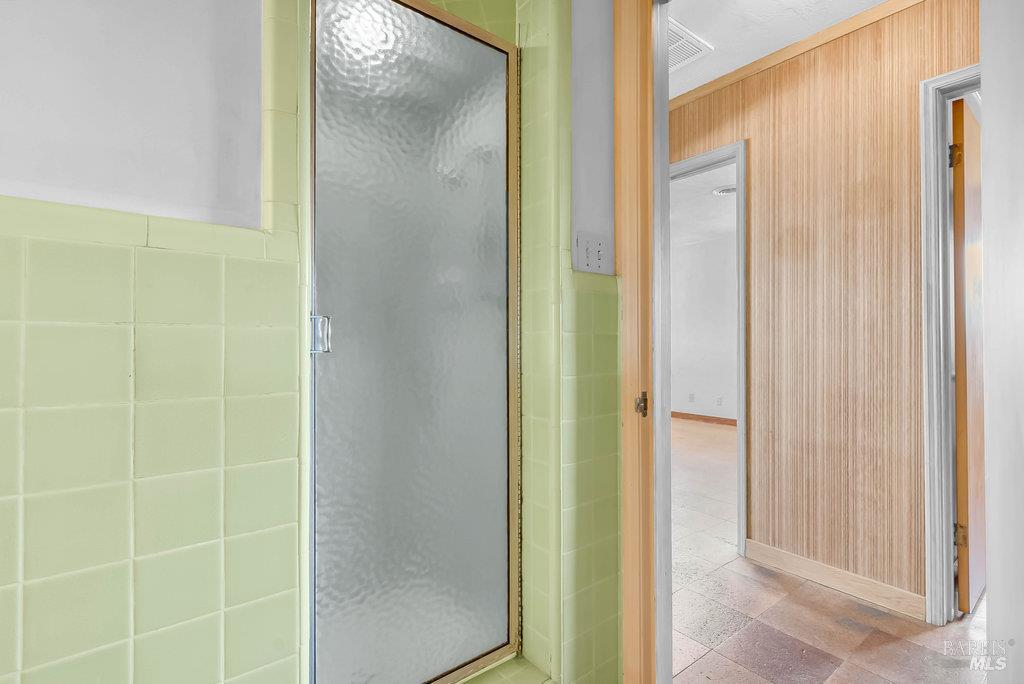 Rio Vista, California 94571, United States, 6 Bedrooms Bedrooms, ,2 BathroomsBathrooms,Residential,Active,225609