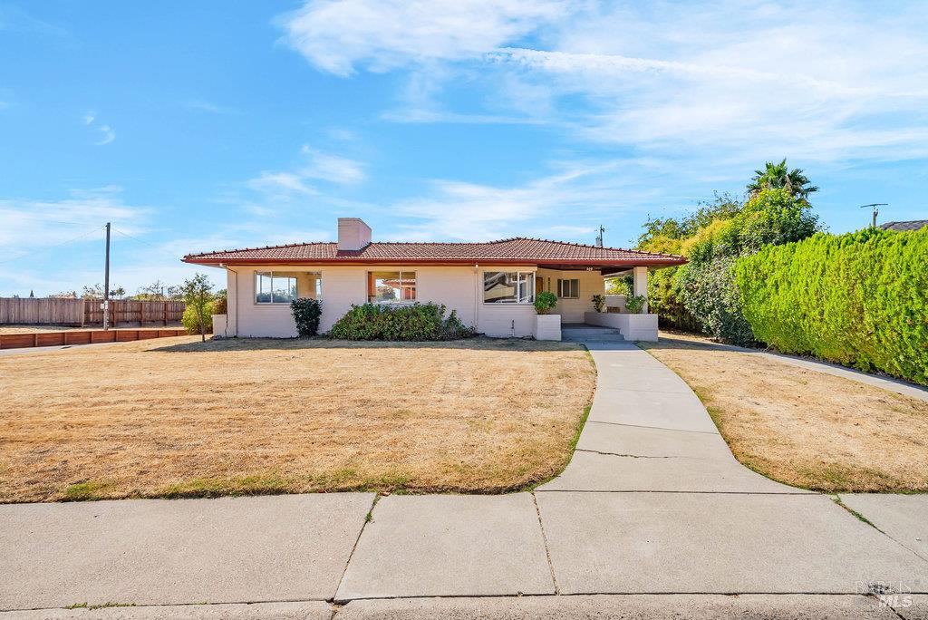 Rio Vista, California 94571, United States, 6 Bedrooms Bedrooms, ,2 BathroomsBathrooms,Residential,Active,225609